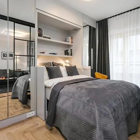Urban - Mennica - Great Location&140 Apartamento